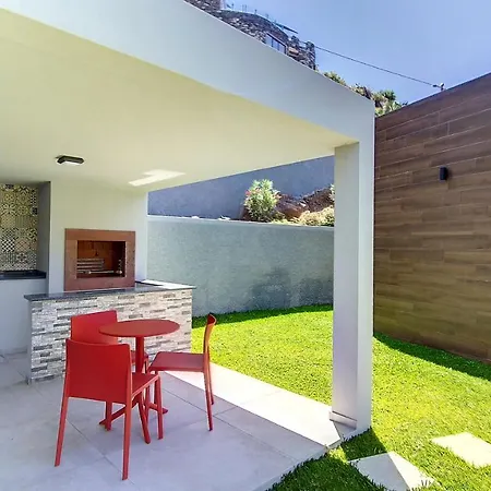 Villa Blue Horizon By Lovelystay Tabua (Madeira)