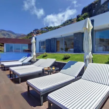 Blue Horizon By Lovelystay Villa