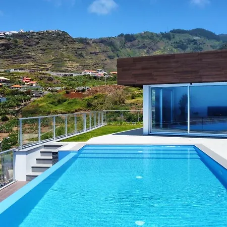 Blue Horizon By Lovelystay Villa *